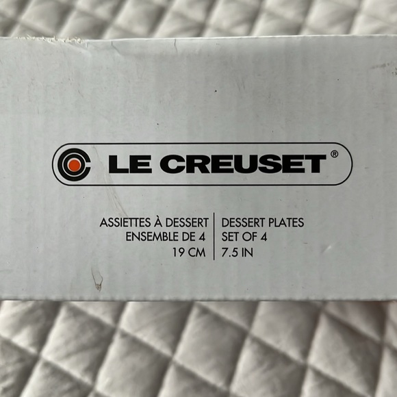 NWT Le Creuset dessert plate set - Picture 3 of 6